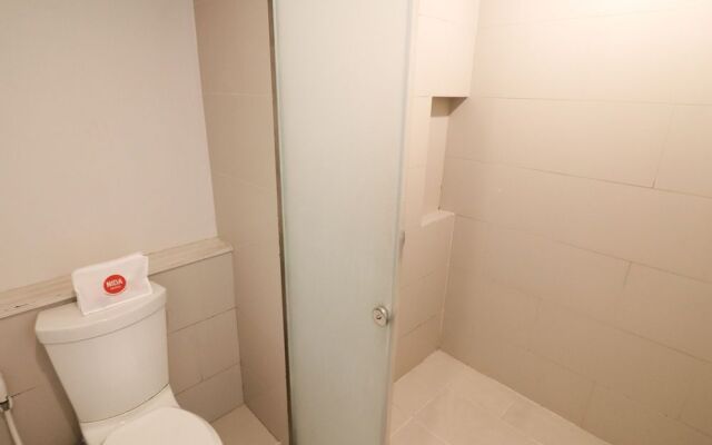 Nida Rooms Phra Khanong Culture