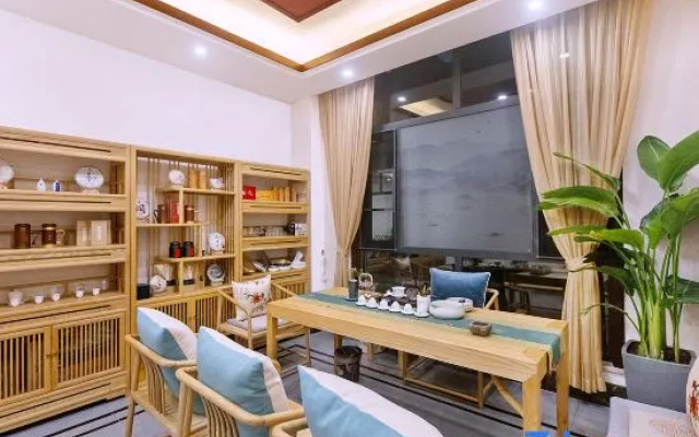 Tengchong Nuanyang Hot Spring Villa Hotel (Century City Branch)