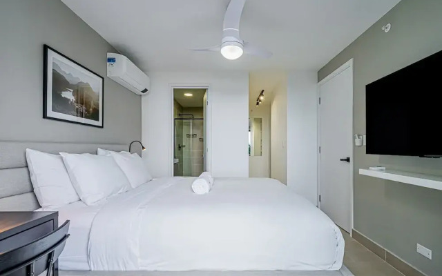 w Elegant 1BR With Balcony in San Francisco