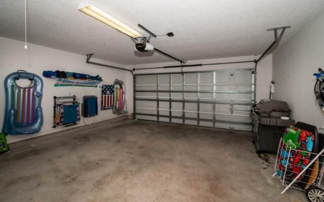 Maravilla Beach House by Destin Getaways