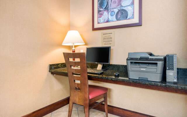 Quality Inn & Suites Tarpon Springs South