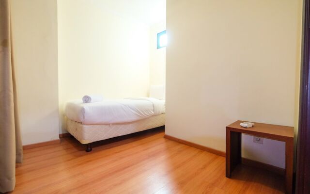 Spacious Riverside Pluit Apartment