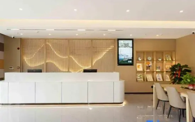 Qingmu Collection Hotel (Tongcheng International Financial Plaza Wangxi East Road)