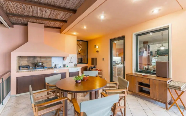 Villa Evakri With Private Swimming Pool BBQ