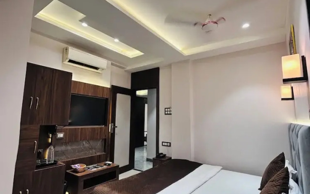 Hotel Care Residency By OYO Rooms