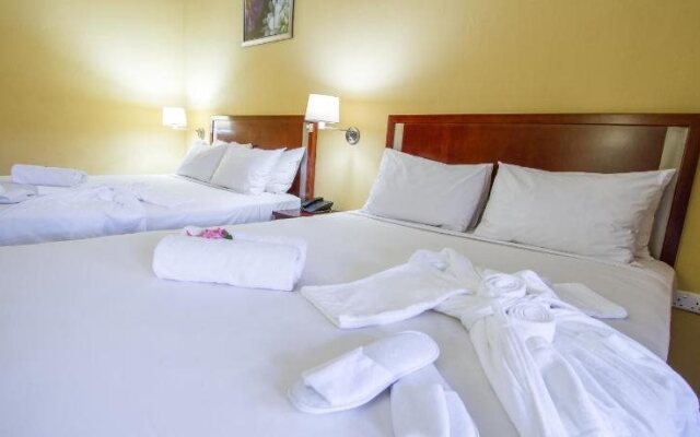 Cityblue Courtyard Hotel & Suites