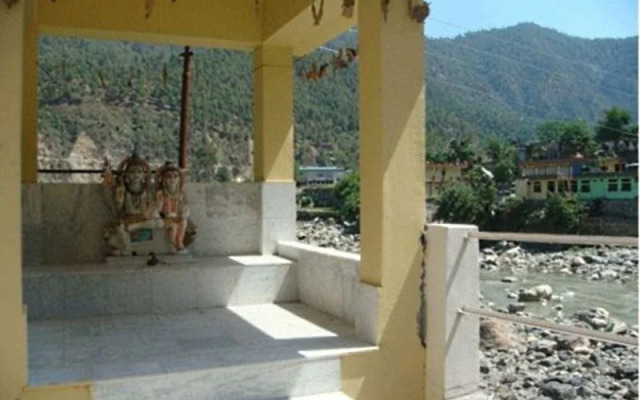 Shiv Parivar Resort