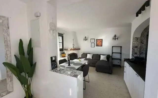 Tranquil Nerja House With Gardens, Pools and spa