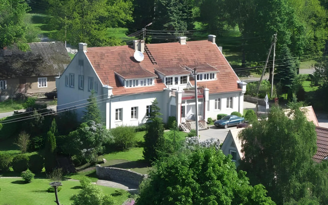 Ašmonienės svečių namai "Senoji mokyklėlė"