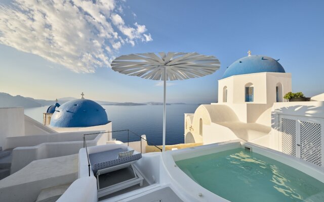 Cave Suite Oia