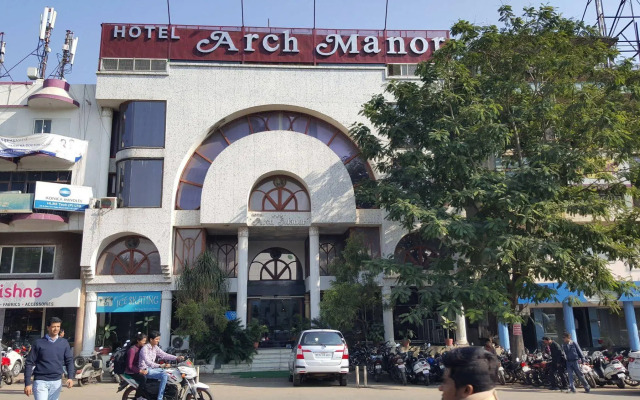 Hotel Arch Manor
