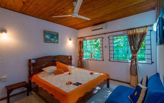 Le Tropique Villa - Adults Only