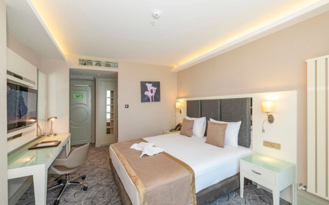 The Conforium Hotel Van