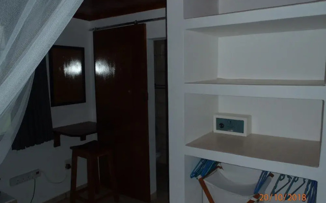 C-Mew Guest House