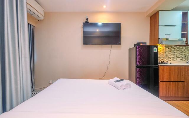 Comfort And Cozy Living Studio Room At Tifolia Apartment