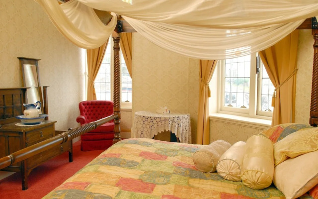 Mickey Bourke's Koroit Hotel