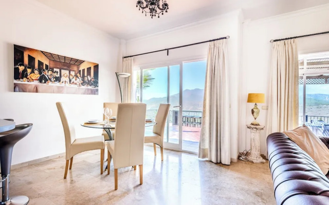 Stunning Golf Villa With Pool and Stunning Views