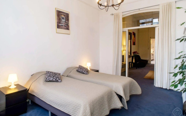 Prins Hendrik apartments