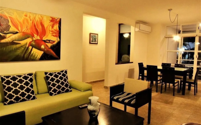 Maya Suites By LHMG