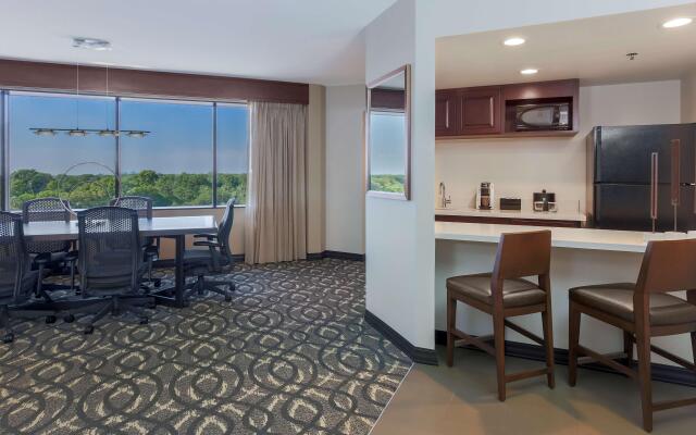 Embassy Suites by Hilton Dallas Love Field