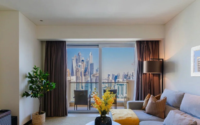 Stylish 1BR unit Address Marina