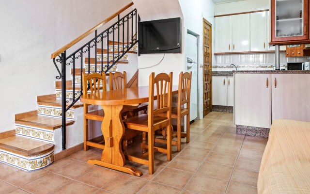 Graceful Bungalow in Santa Pola near Sea
