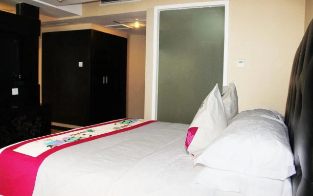 Minshan Ane Grand Hotel