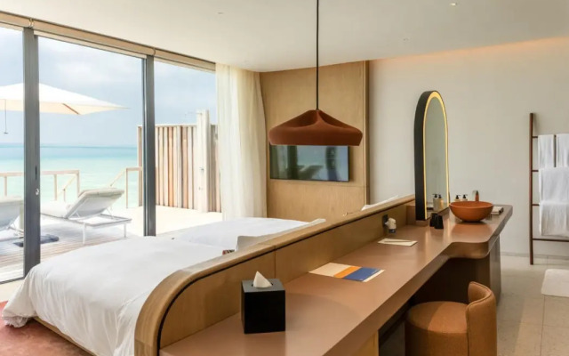 So/ Maldives Resort