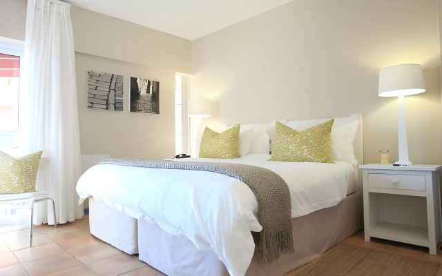 Periwinkle Guest Lodge