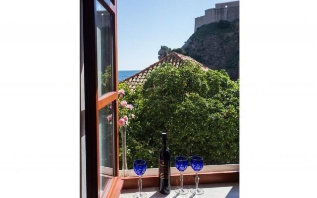 Rooms Lovrijenac