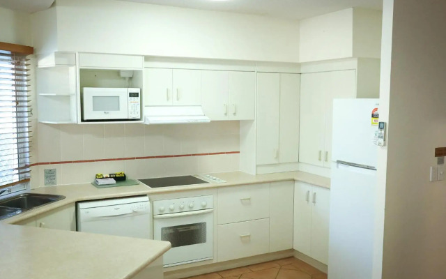 White Crest Apartments
