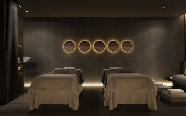 Centre Point Danang Hotel & Residence