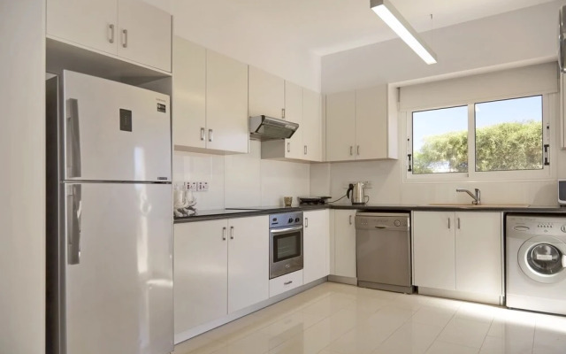 Velomar Elite Luxury Home