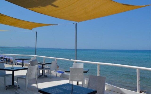 La Plage Resort