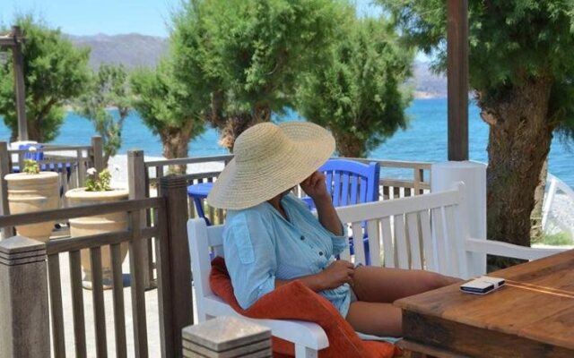 Arion Beach Hotel