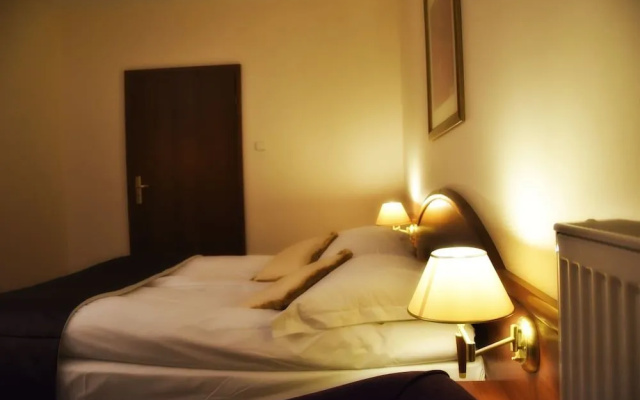 Amaryllis Hotel