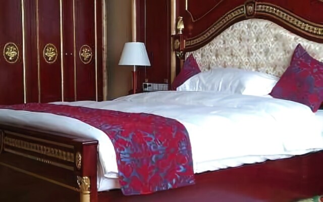 Longde International Hotel