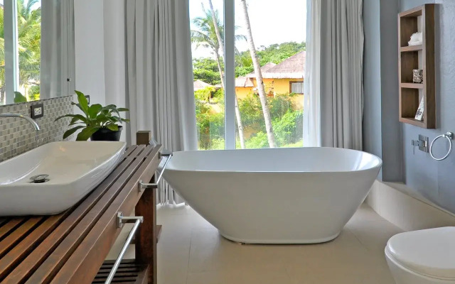 Karuna Boracay Suites de Laboy