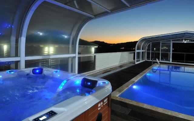 White Suites