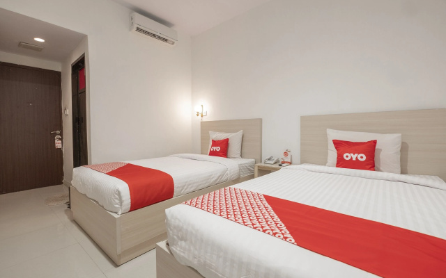 OYO 1633 Hotel Darma Nusantara – Guest Rooms – Maros