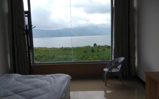 Fuxian Lake Delin Guesthouse