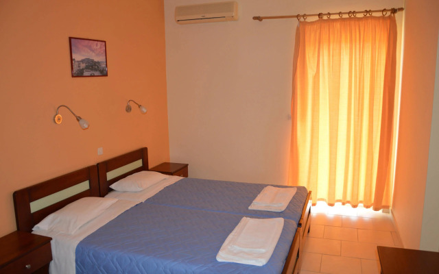 Aggelos Family Hotel