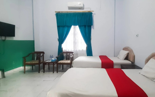 Hotel Niaga Mitra RedDoorz – Guest Rooms – Bengkulu