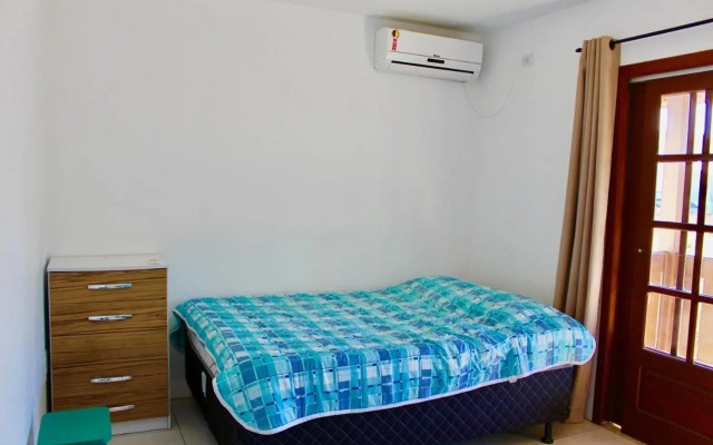SOBRADO COM PISCINA EM MARISCAL Rutilio N 350