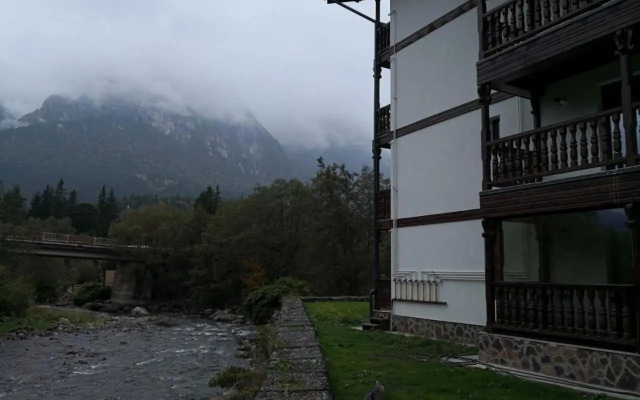 Apartament Golden Rose 2