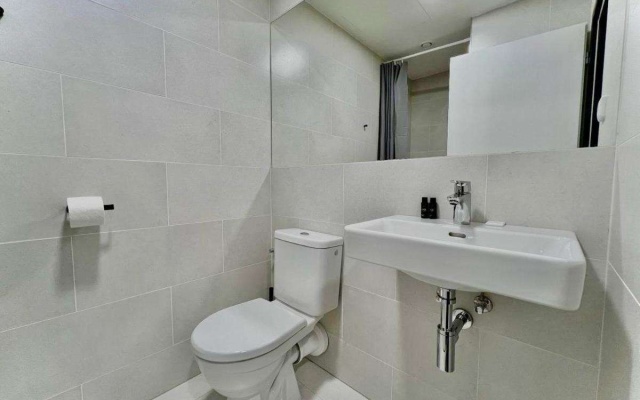Post 120 Suites