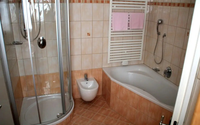 Gasthof Pension Appartements Zur Gams