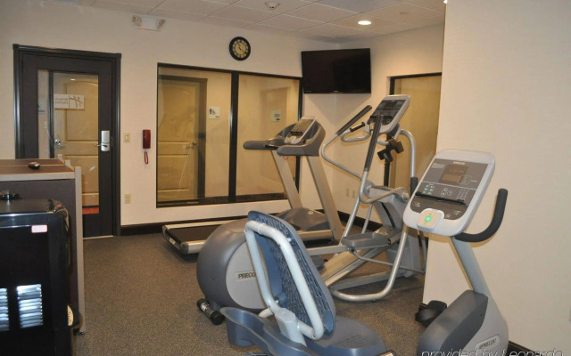 Holiday Inn Express & Suites Greensburg by IHG