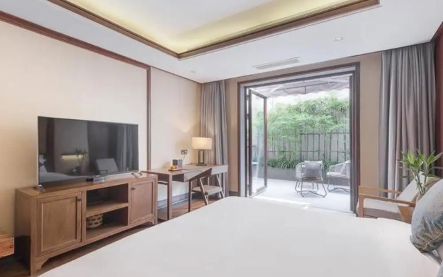 He Fu Hotel