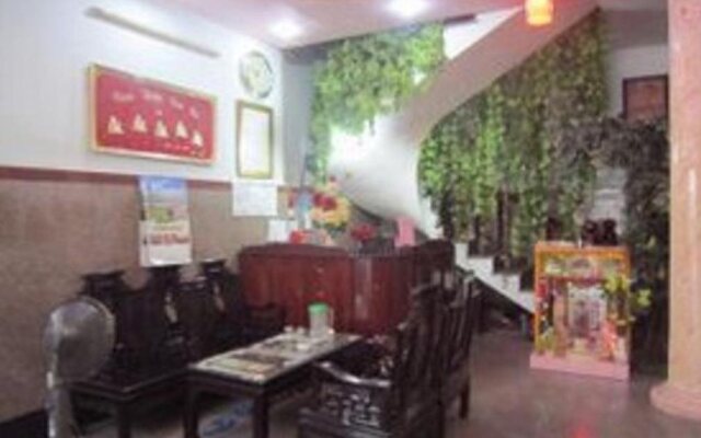 Dao Hung Hotel Saigon